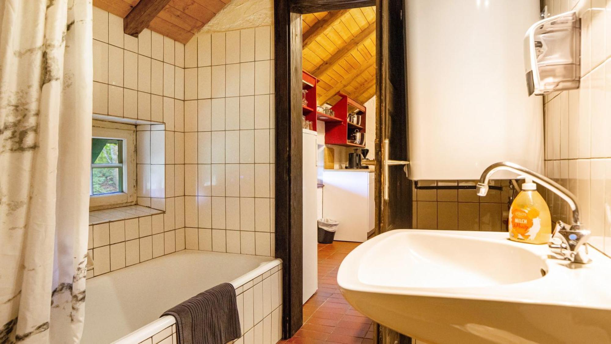 Das Schneiderhaus โฮเคนชวันด์ ภายนอก รูปภาพ